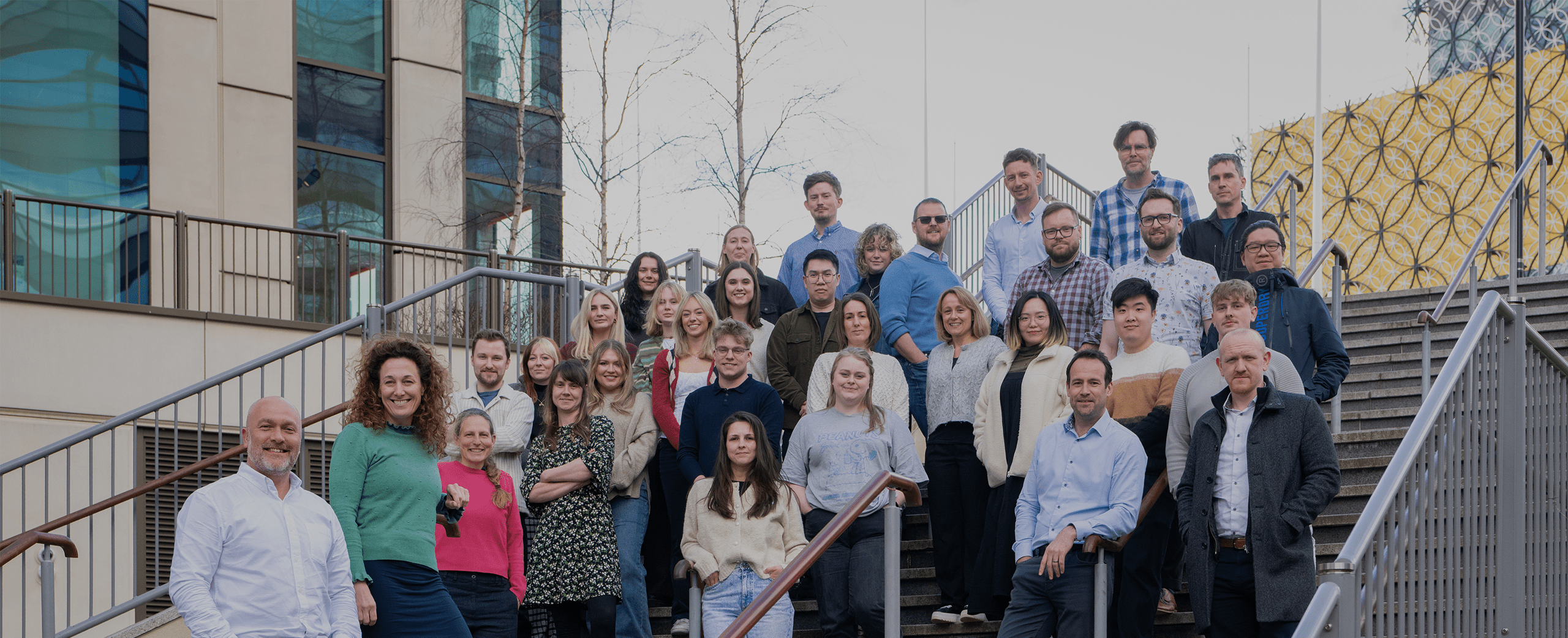 people-default-banner-image new