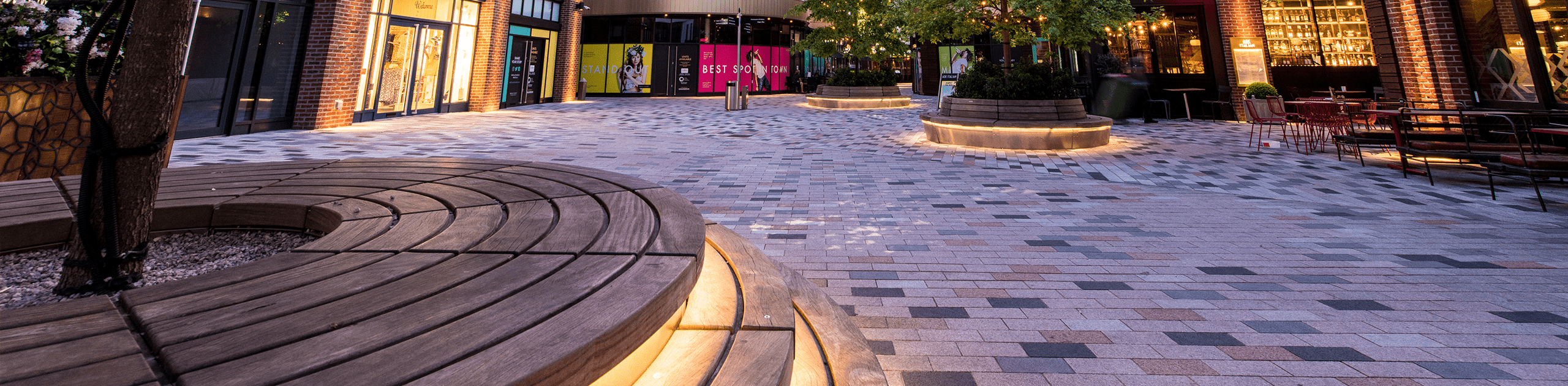 A photograph of lighting within benches. © BMD